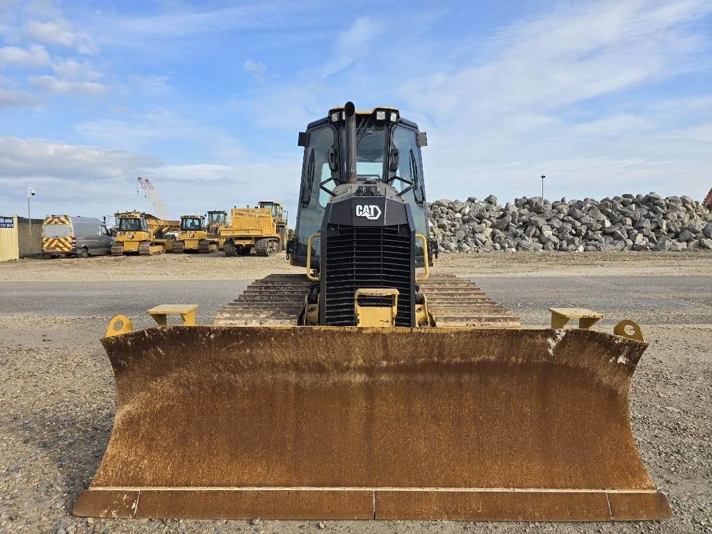 CAT D 3 LGP - Μπουλντόζα: φωτογραφία 2 CAT D 3 LGP - Μπουλντόζα: φωτογραφία 2