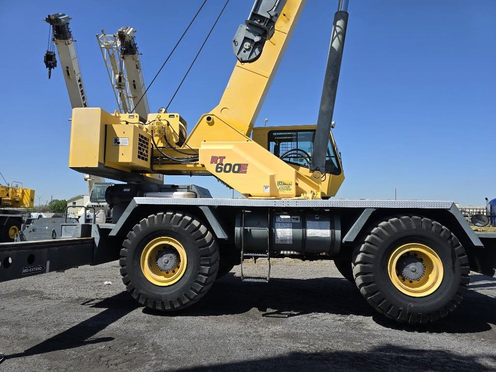 Grove RT 600 E - Τηλεσκοπικός γερανός: φωτογραφία 1 Grove RT 600 E - Τηλεσκοπικός γερανός: φωτογραφία 1