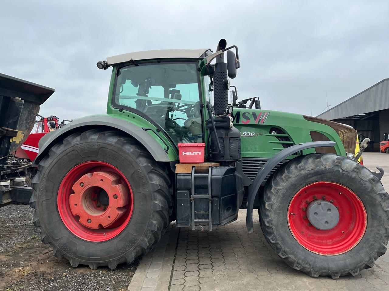 Fendt 930 Vario SCR - Τρακτέρ: φωτογραφία 2 Fendt 930 Vario SCR - Τρακτέρ: φωτογραφία 2