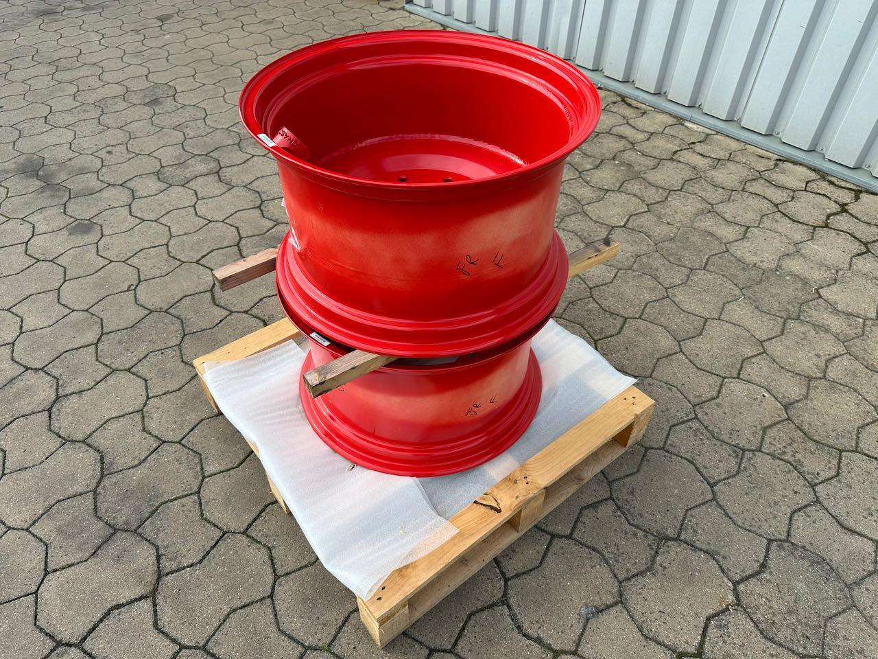 Grasdorf Felgen 14 x 24/W ET -80 - Ζάντα: φωτογραφία 1 Grasdorf Felgen 14 x 24/W ET -80 - Ζάντα: φωτογραφία 1