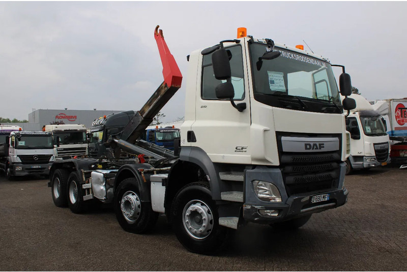 DAF CF 510 + 8X4 + HOOK 26TON + PERFCET CONDITION + 2X IN STOCK - Φορτηγό φόρτωσης γάντζου: φωτογραφία 2 DAF CF 510 + 8X4 + HOOK 26TON + PERFCET CONDITION + 2X IN STOCK - Φορτηγό φόρτωσης γάντζου: φωτογραφία 2