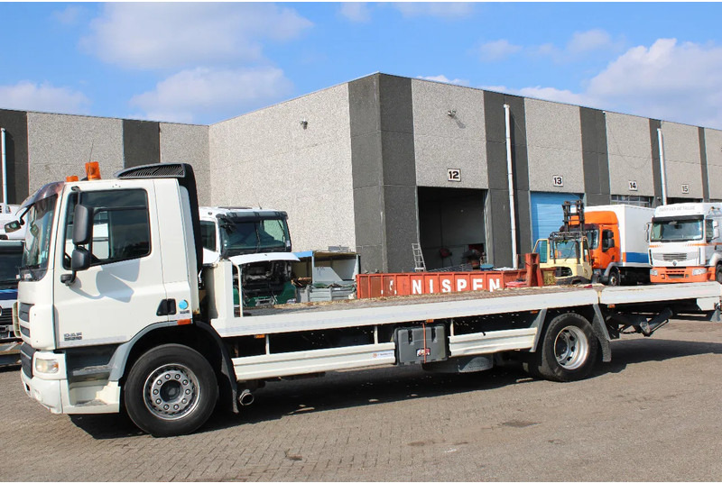 DAF CF 75.310 + HYDROLIC PLATFORM + EURO 5 + REMOTE + MANUAL - Φορτηγό αυτοκινητάμαξα: φωτογραφία 3 DAF CF 75.310 + HYDROLIC PLATFORM + EURO 5 + REMOTE + MANUAL - Φορτηγό αυτοκινητάμαξα: φωτογραφία 3