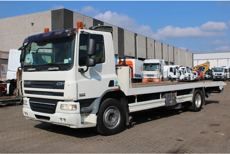 DAF CF 75.410 + HYDROLIC PLATFORM + EURO 5 + REMOTE + MANUAL - Φορτηγό αυτοκινητάμαξα: φωτογραφία 2 DAF CF 75.410 + HYDROLIC PLATFORM + EURO 5 + REMOTE + MANUAL - Φορτηγό αυτοκινητάμαξα: φωτογραφία 2
