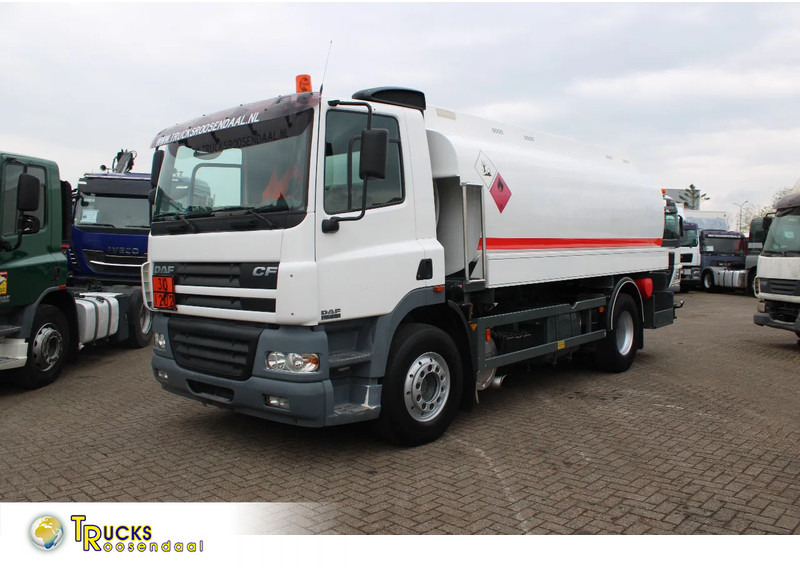 Φορτηγό βυτιοφόρο DAF CF 85.430 + PUMP/METERS + 4 COMPART / 15.000 LITER + COMPLETE SYSTEM WORKING + MANUAL: φωτογραφία 1