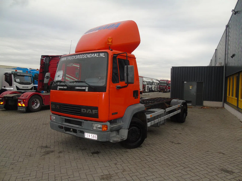 DAF LF 55.160 + EURO 2 + MANUAL + 12T - Φορτηγό σασί: φωτογραφία 2 DAF LF 55.160 + EURO 2 + MANUAL + 12T - Φορτηγό σασί: φωτογραφία 2