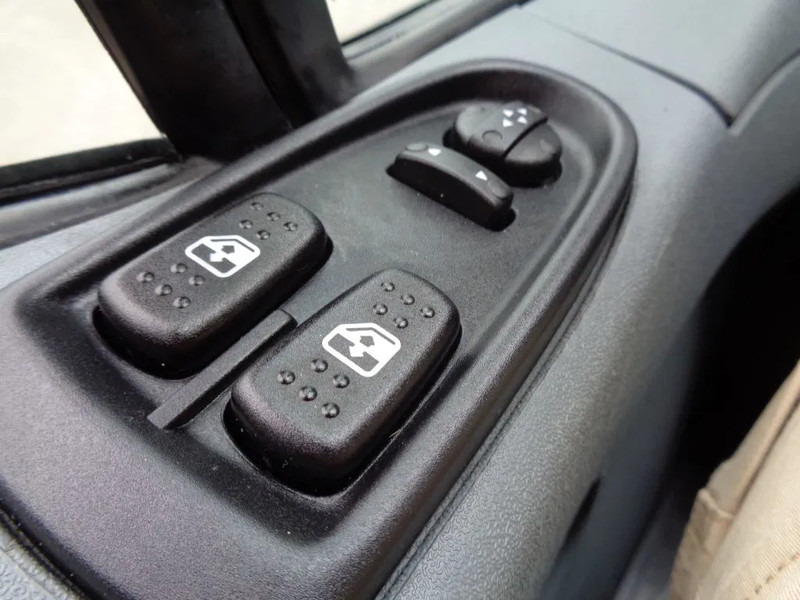 Επαγγελματικό αυτοκίνητο ψυγείο Iveco Daily 50c15 x+ Manual + Carrier + Flower transport + cooling/heating: φωτογραφία 20 Επαγγελματικό αυτοκίνητο ψυγείο Iveco Daily 50c15 x+ Manual + Carrier + Flower transport + cooling/heating: φωτογραφία 20