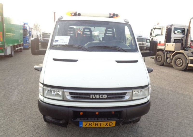 Iveco Daily reserved !!! 40C17 + Manual - Μικρό φορτηγό με καρότσα: φωτογραφία 3 Iveco Daily reserved !!! 40C17 + Manual - Μικρό φορτηγό με καρότσα: φωτογραφία 3