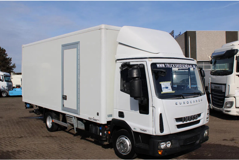 Iveco Eurocargo 75E21 + euro 6 + manual + 7.5t - Φορτηγό κόφα: φωτογραφία 3 Iveco Eurocargo 75E21 + euro 6 + manual + 7.5t - Φορτηγό κόφα: φωτογραφία 3