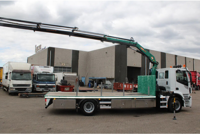 Iveco Stralis 400 + PM SERIE 13 4X HYDROLIC + EURO 6 + REMOTE - Φορτηγό με γερανό: φωτογραφία 3 Iveco Stralis 400 + PM SERIE 13 4X HYDROLIC + EURO 6 + REMOTE - Φορτηγό με γερανό: φωτογραφία 3