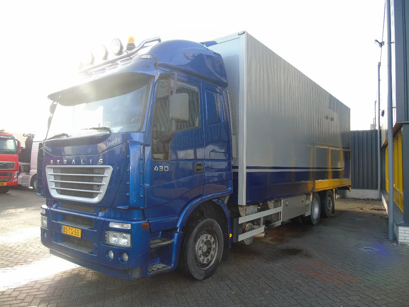 Iveco Stralis 430 + 6X2 + LIFT - Φορτηγό κόφα: φωτογραφία 2 Iveco Stralis 430 + 6X2 + LIFT - Φορτηγό κόφα: φωτογραφία 2