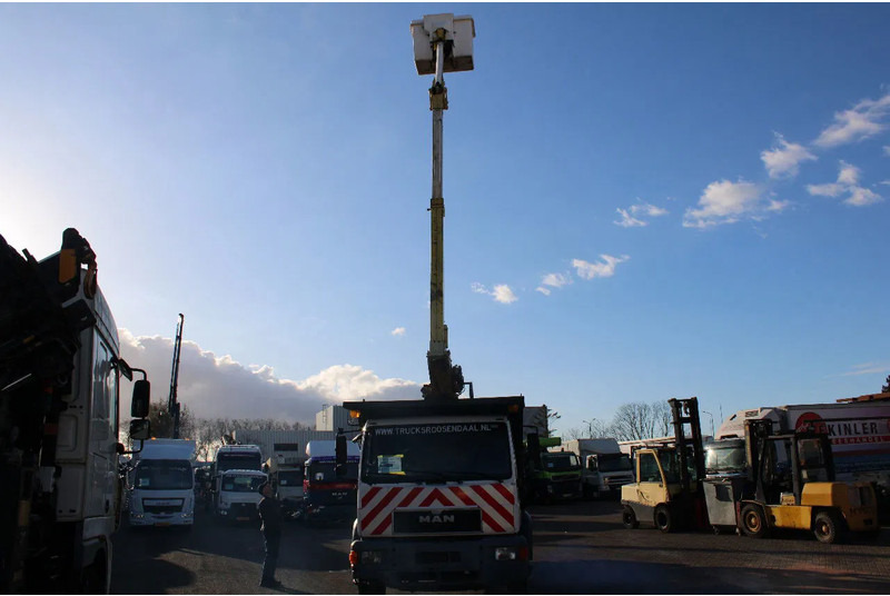 MAN 14.224 + EURO 2 + PTO + EFFER 95 / 2S + 11.5meter platform - Φορτηγό με γερανό: φωτογραφία 3 MAN 14.224 + EURO 2 + PTO + EFFER 95 / 2S + 11.5meter platform - Φορτηγό με γερανό: φωτογραφία 3