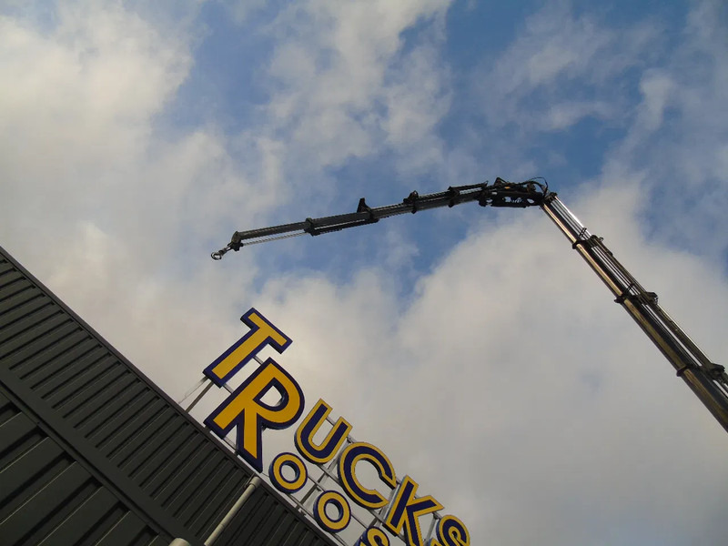 Τράκτορας MAN TGA 41.430 + HIAB 800 6x + 5x JIB WINCH + 8X4 + REMOTE: φωτογραφία 12 Τράκτορας MAN TGA 41.430 + HIAB 800 6x + 5x JIB WINCH + 8X4 + REMOTE: φωτογραφία 12