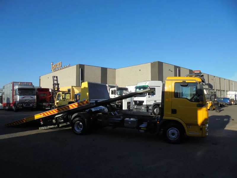 MAN TGL 12.220 + manual + full option+ BRIL + WINCH + Discounted from 42.950,- - Φορτηγό αυτοκινητάμαξα: φωτογραφία 3 MAN TGL 12.220 + manual + full option+ BRIL + WINCH + Discounted from 42.950,- - Φορτηγό αυτοκινητάμαξα: φωτογραφία 3