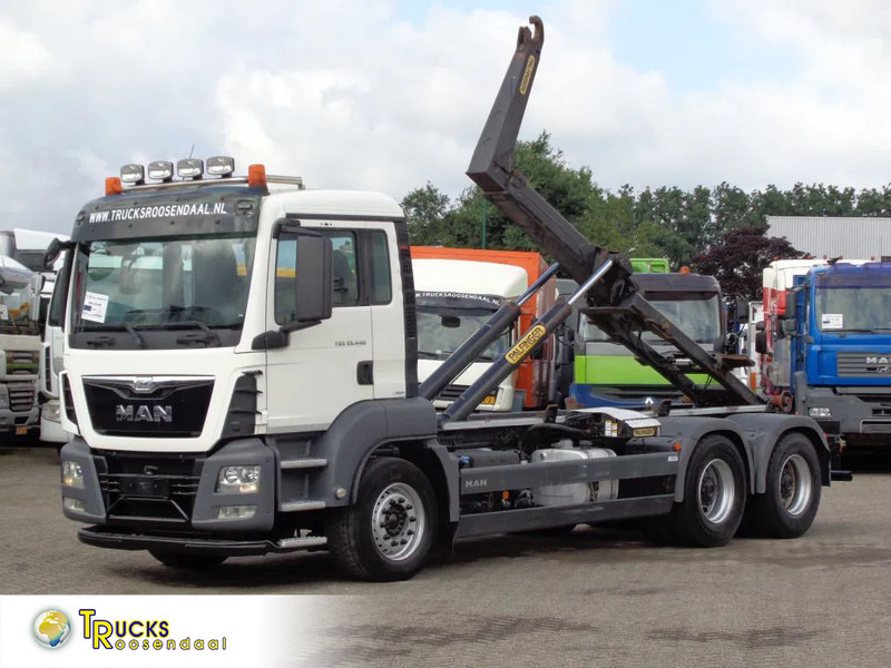 MAN TGS 33.440 + Manual + Hook system + Euro 6 + 6X4 + Discounted from 69.500,- - Φορτηγό φόρτωσης γάντζου: φωτογραφία 1 MAN TGS 33.440 + Manual + Hook system + Euro 6 + 6X4 + Discounted from 69.500,- - Φορτηγό φόρτωσης γάντζου: φωτογραφία 1