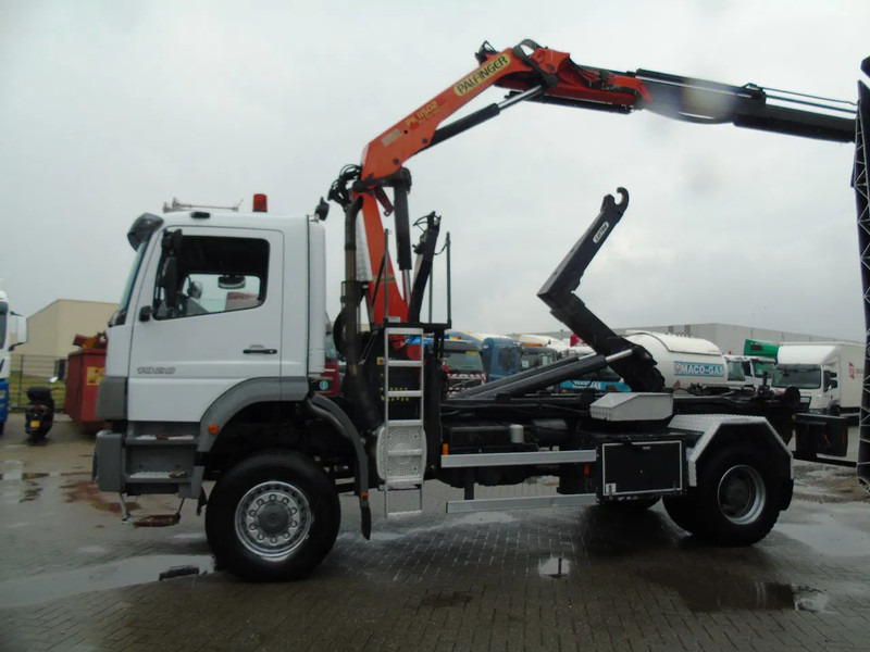 Mercedes-Benz Atego 1928 + 4x4 + PALFINGER PK11.500 + pallift + MANUAL + SPRING - Φορτηγό με γερανό: φωτογραφία 5 Mercedes-Benz Atego 1928 + 4x4 + PALFINGER PK11.500 + pallift + MANUAL + SPRING - Φορτηγό με γερανό: φωτογραφία 5