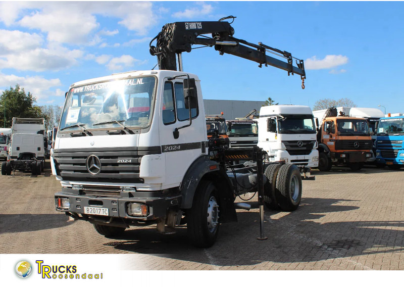 Mercedes-Benz SK 2024 + HIAB 125 + MANUAL - Φορτηγό με γερανό: φωτογραφία 1 Mercedes-Benz SK 2024 + HIAB 125 + MANUAL - Φορτηγό με γερανό: φωτογραφία 1
