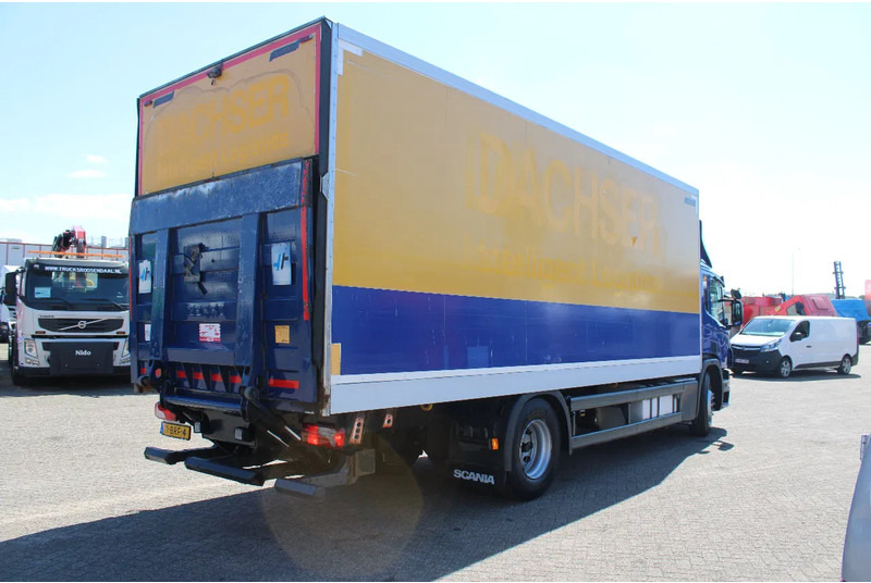Scania P 230 + LIFT - Φορτηγό κόφα: φωτογραφία 5 Scania P 230 + LIFT - Φορτηγό κόφα: φωτογραφία 5