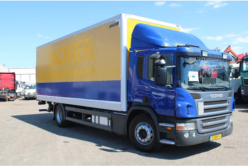 Scania P 230 + LIFT - Φορτηγό κόφα: φωτογραφία 2 Scania P 230 + LIFT - Φορτηγό κόφα: φωτογραφία 2