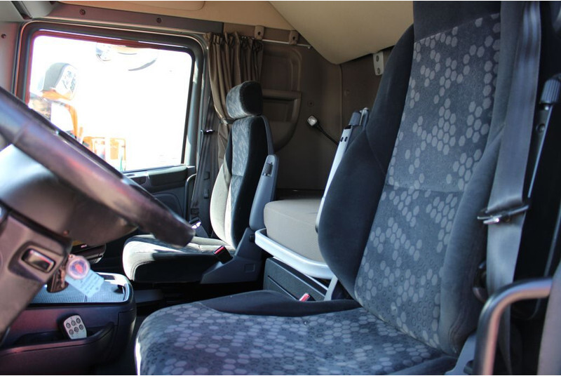 Scania R450 + Euro 6 + Hook system + 6x2 + Discounted from 58.950,- - Φορτηγό φόρτωσης γάντζου: φωτογραφία 4 Scania R450 + Euro 6 + Hook system + 6x2 + Discounted from 58.950,- - Φορτηγό φόρτωσης γάντζου: φωτογραφία 4