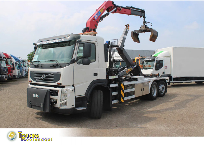 Volvo FM 330 + HMF 1035 + HOOKSYTEM HYVA + EURO 5 + 6X2 - Φορτηγό με γερανό: φωτογραφία 1 Volvo FM 330 + HMF 1035 + HOOKSYTEM HYVA + EURO 5 + 6X2 - Φορτηγό με γερανό: φωτογραφία 1