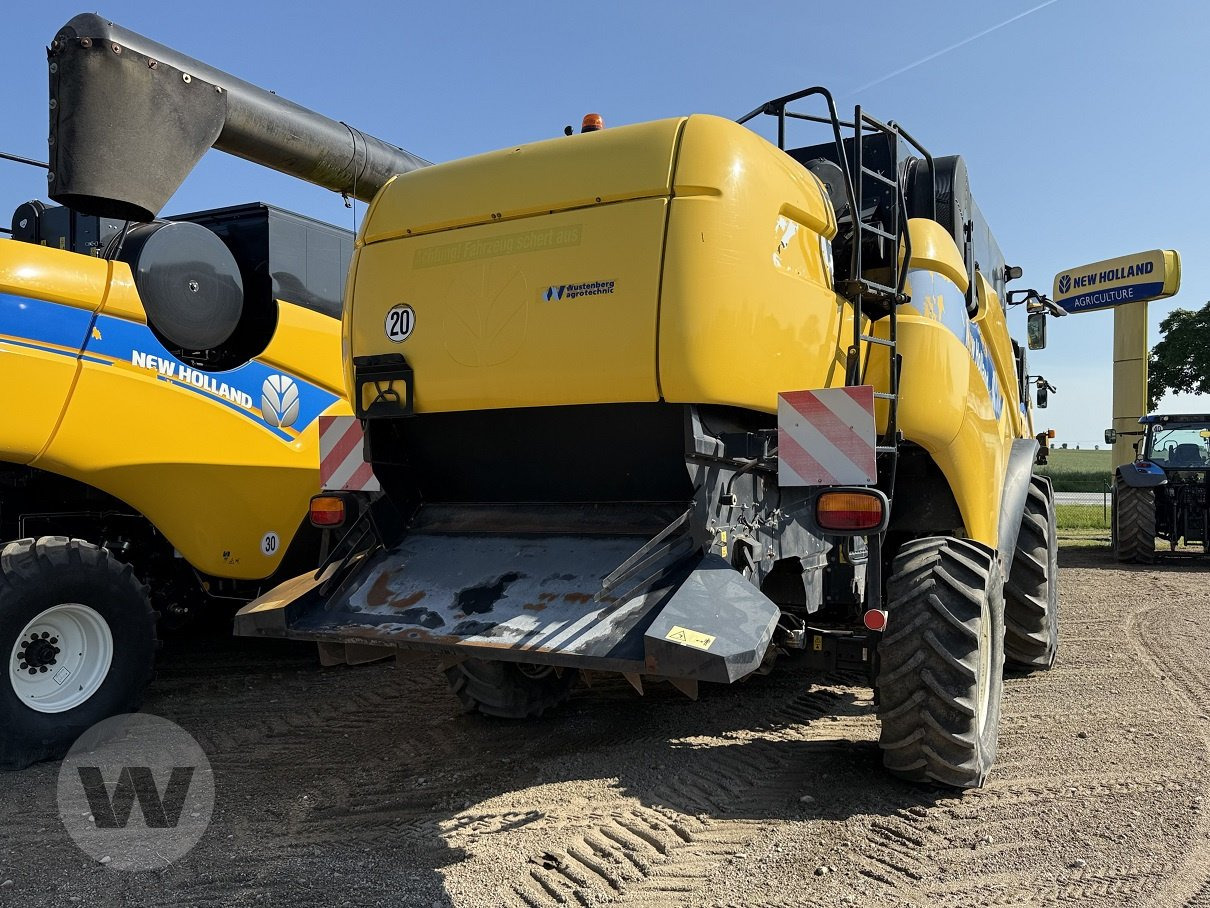 New Holland CX 8090 - Θεριζοαλωνιστική μηχανή: φωτογραφία 5 New Holland CX 8090 - Θεριζοαλωνιστική μηχανή: φωτογραφία 5