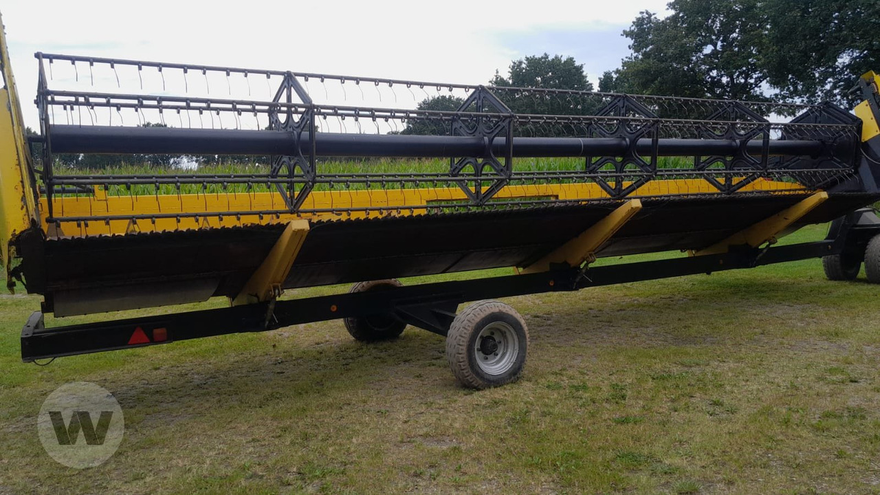 New Holland Schneidwerk 9,10 m - Θεριζοαλωνιστική μηχανή - κεφαλή: φωτογραφία 3 New Holland Schneidwerk 9,10 m - Θεριζοαλωνιστική μηχανή - κεφαλή: φωτογραφία 3