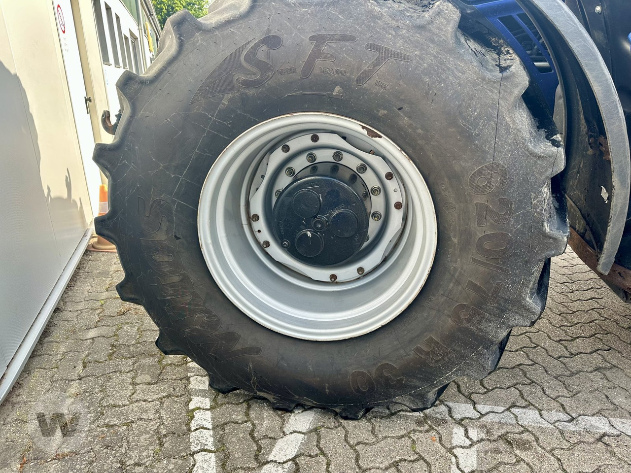 Τρακτέρ New Holland T 7.270 AC: φωτογραφία 13 Τρακτέρ New Holland T 7.270 AC: φωτογραφία 13