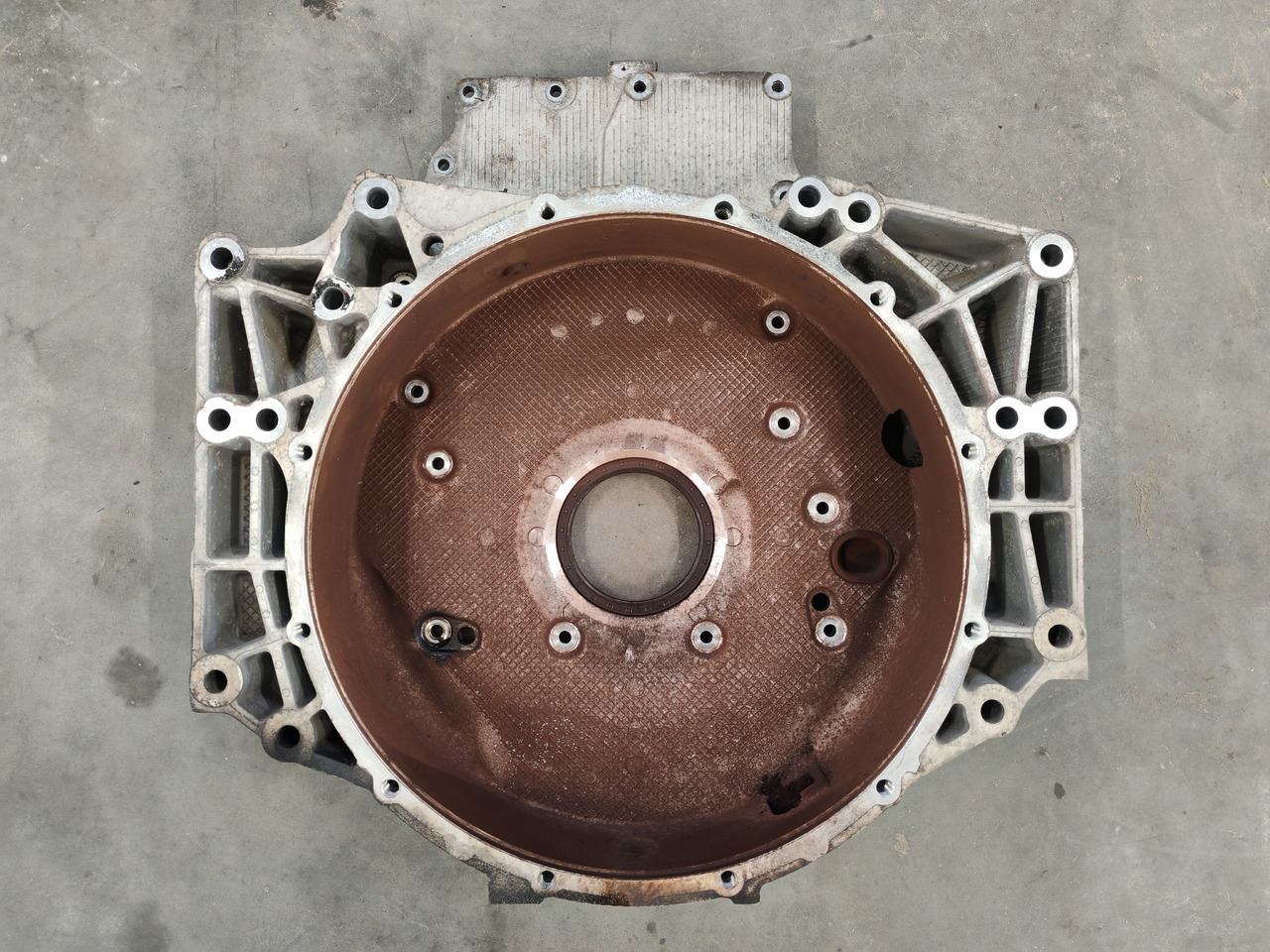 MAN TGS TGX EURO6 / D2676LF / FLYWHEEL HOUSING / 51014013297 - Σφόνδυλος: φωτογραφία 2 MAN TGS TGX EURO6 / D2676LF / FLYWHEEL HOUSING / 51014013297 - Σφόνδυλος: φωτογραφία 2