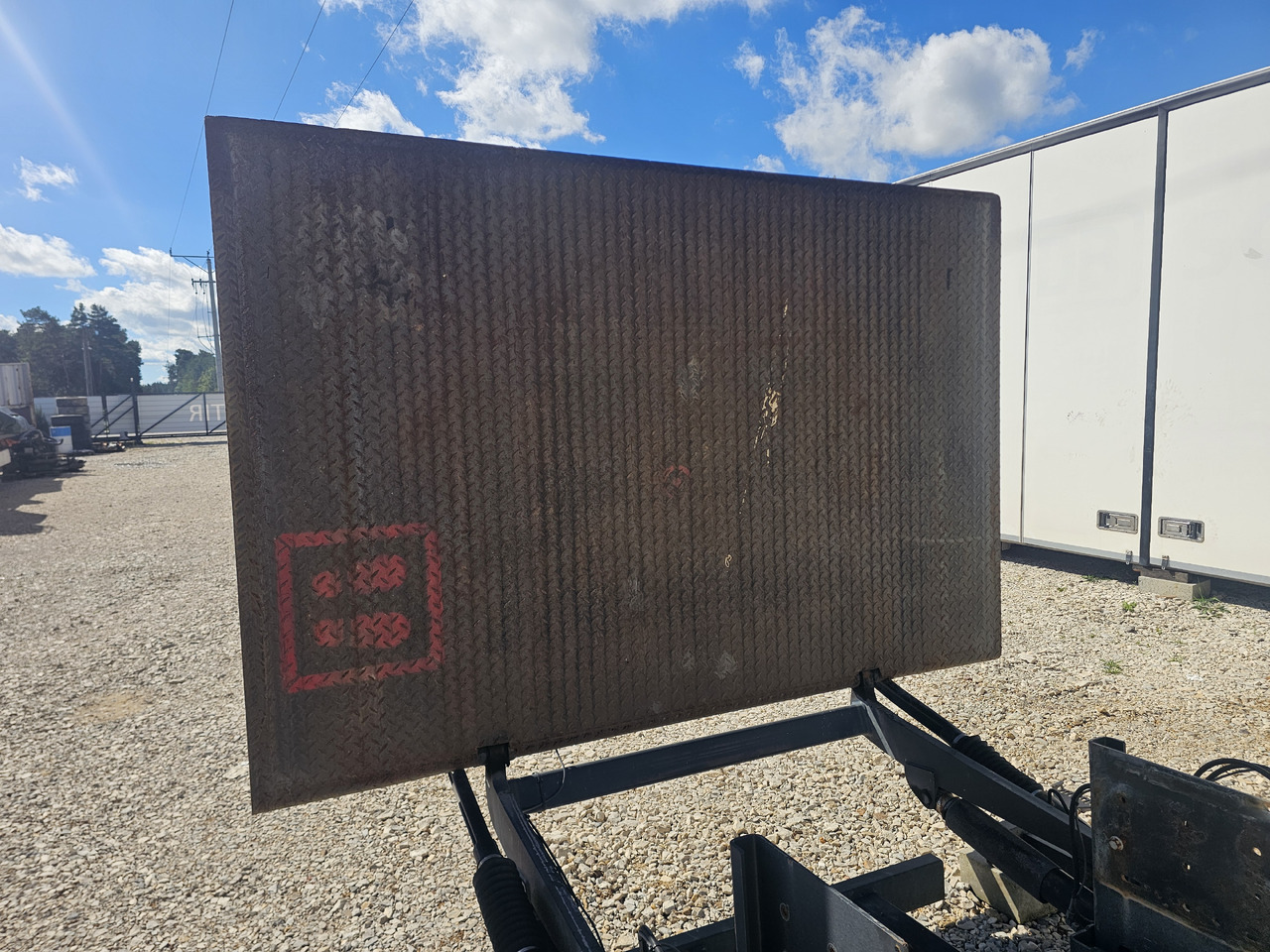 PALFINGER MBB C 2000 L / 2020 / 2000KG - Υδραυλική πόρτα: φωτογραφία 5 PALFINGER MBB C 2000 L / 2020 / 2000KG - Υδραυλική πόρτα: φωτογραφία 5