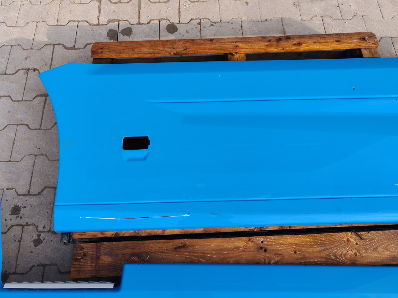 RENAULT RANGE T EURO 6 / SIDE SPOILERS SET - Ανταλλακτικό: φωτογραφία 5 RENAULT RANGE T EURO 6 / SIDE SPOILERS SET - Ανταλλακτικό: φωτογραφία 5