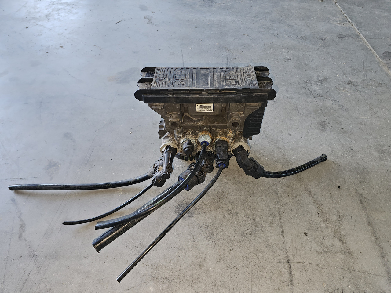 RENAULT RANGE T / REAR EBS VALVE / K102266 22225566 - Βαλβίδα φρένων: φωτογραφία 4 RENAULT RANGE T / REAR EBS VALVE / K102266 22225566 - Βαλβίδα φρένων: φωτογραφία 4