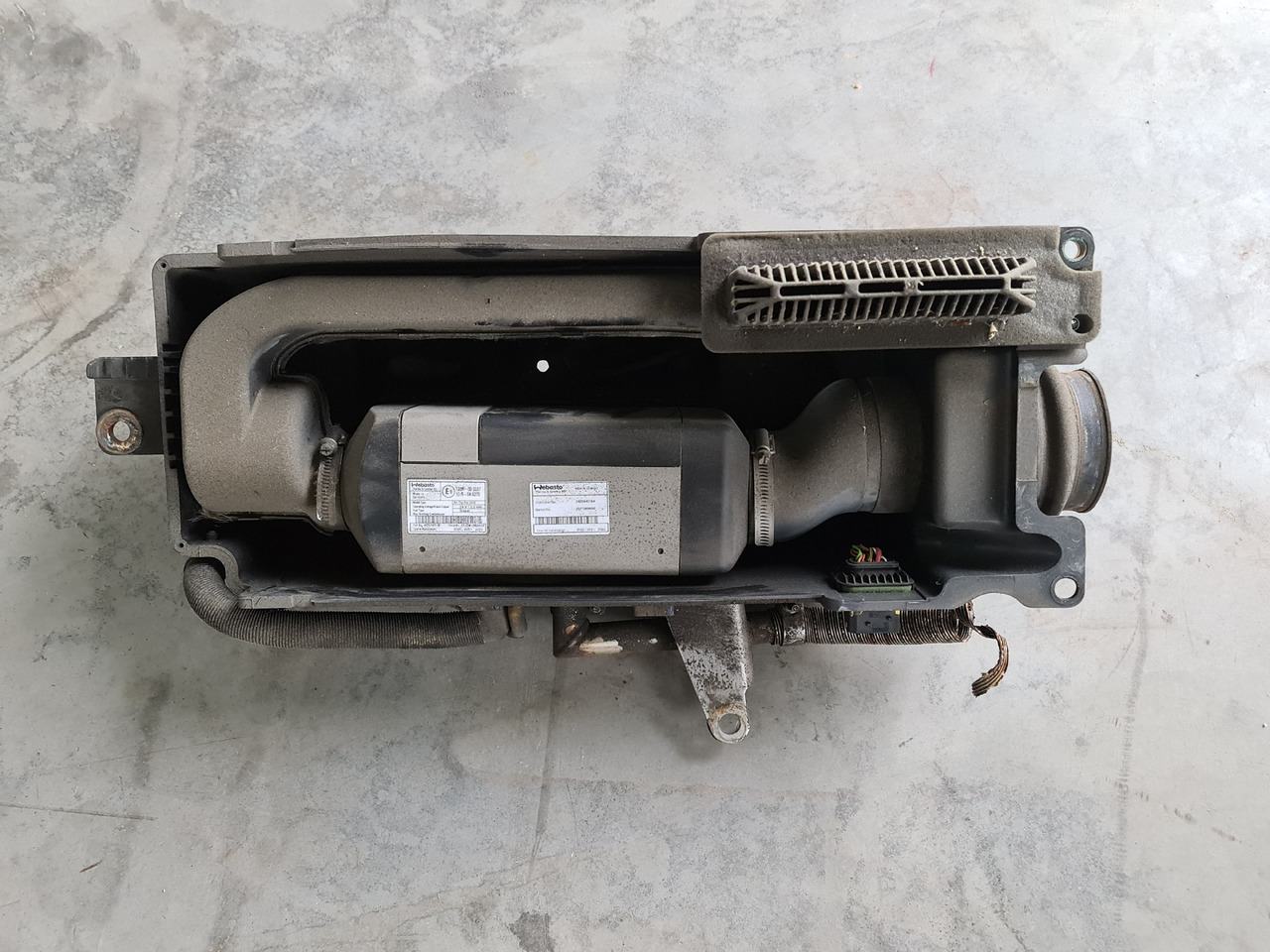 RENAULT RANGE T / WEBASTO AIR TOP EVO 2000 - Θέρμανση/ Εξαερισμός: φωτογραφία 2 RENAULT RANGE T / WEBASTO AIR TOP EVO 2000 - Θέρμανση/ Εξαερισμός: φωτογραφία 2