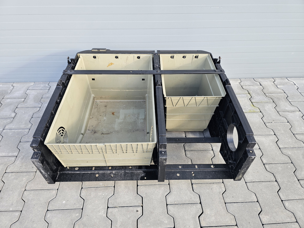 VOLVO FH4 / CABIN UNDERBED STORAGE / 23538347 23538293 - Καμπίνα και εσωτερικό: φωτογραφία 5 VOLVO FH4 / CABIN UNDERBED STORAGE / 23538347 23538293 - Καμπίνα και εσωτερικό: φωτογραφία 5