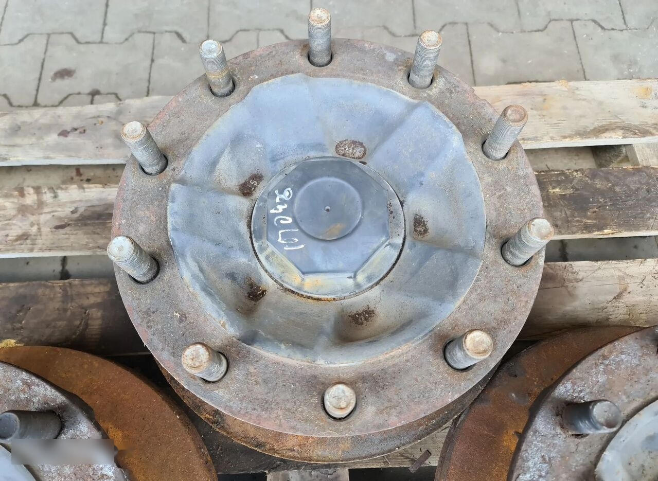 VOLVO RENAULT FRONT HUB 68mm 6.8cm / WORLDWIDE DELIVERY - Πλήμνης για Φορτηγό: φωτογραφία 3 VOLVO RENAULT FRONT HUB 68mm 6.8cm / WORLDWIDE DELIVERY - Πλήμνης για Φορτηγό: φωτογραφία 3