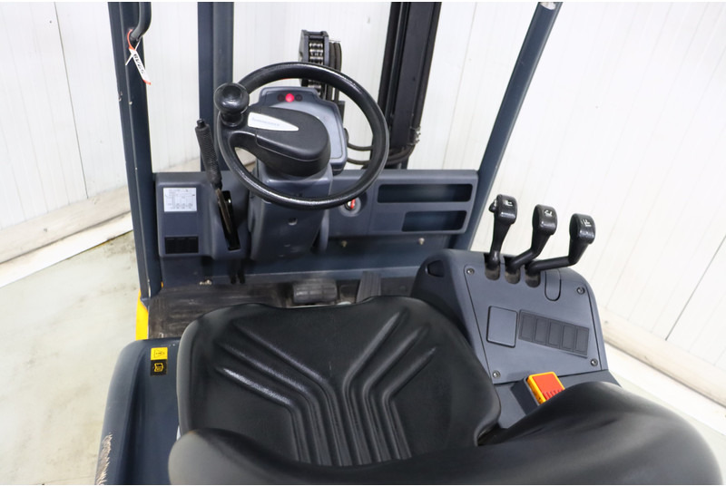 Jungheinrich EFG113 - Ηλεκτροκίνητο περονοφόρο: φωτογραφία 2 Jungheinrich EFG113 - Ηλεκτροκίνητο περονοφόρο: φωτογραφία 2