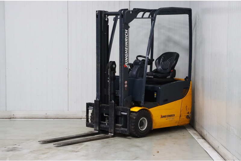 Jungheinrich EFG113 - Ηλεκτροκίνητο περονοφόρο: φωτογραφία 4 Jungheinrich EFG113 - Ηλεκτροκίνητο περονοφόρο: φωτογραφία 4