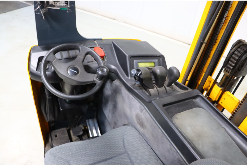 Jungheinrich ETV110 - Ανυψωτικό στενών δρόμων: φωτογραφία 2 Jungheinrich ETV110 - Ανυψωτικό στενών δρόμων: φωτογραφία 2