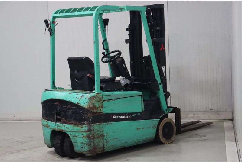 Ηλεκτροκίνητο περονοφόρο Mitsubishi FB18KT: φωτογραφία 6 Ηλεκτροκίνητο περονοφόρο Mitsubishi FB18KT: φωτογραφία 6