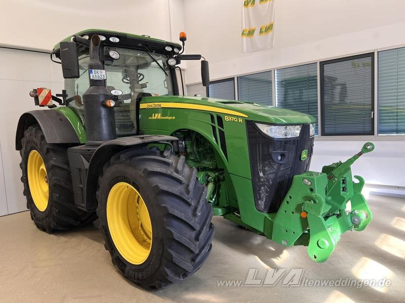 John Deere 8370R E23 PowerShift - Τρακτέρ: φωτογραφία 2 John Deere 8370R E23 PowerShift - Τρακτέρ: φωτογραφία 2