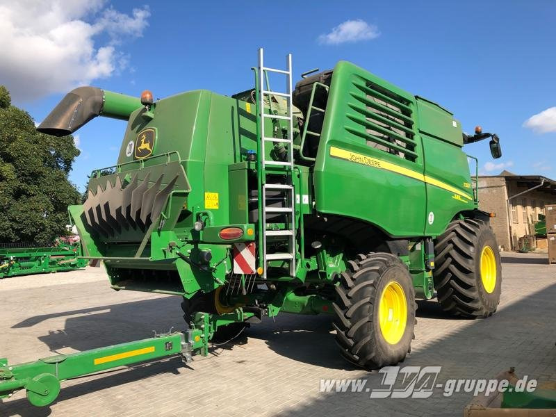 John Deere T550 - Θεριζοαλωνιστική μηχανή: φωτογραφία 4 John Deere T550 - Θεριζοαλωνιστική μηχανή: φωτογραφία 4