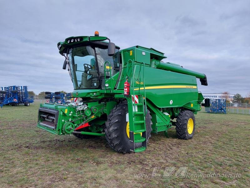 John Deere T660i - Θεριζοαλωνιστική μηχανή: φωτογραφία 1 John Deere T660i - Θεριζοαλωνιστική μηχανή: φωτογραφία 1