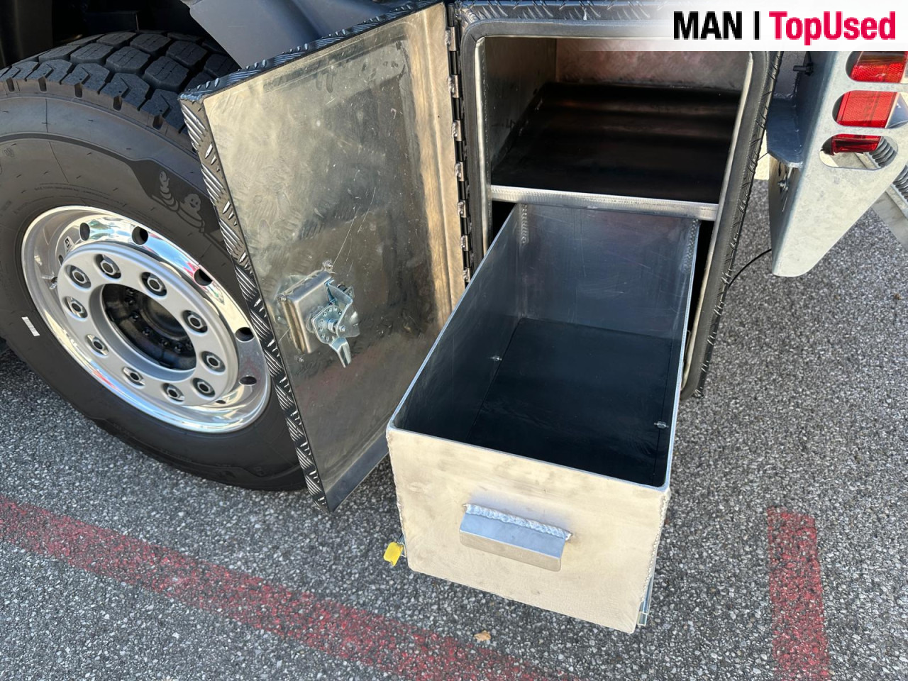 Φορτηγό ανατρεπόμενο MAN TGS 28.520 6x4-4 BL CH: φωτογραφία 6