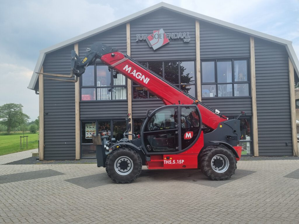 MAGNI TH5,5.15P - Τηλεσκοπικός φορτωτής: φωτογραφία 1 MAGNI TH5,5.15P - Τηλεσκοπικός φορτωτής: φωτογραφία 1