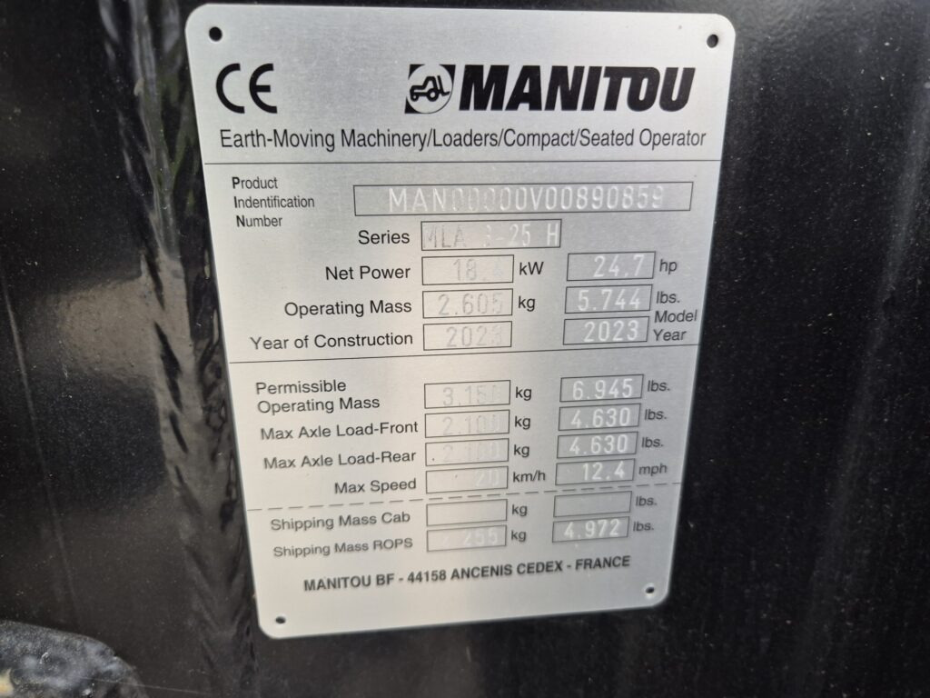 Σπαστός φορτωτής MANITOU MLA 3-25H miniloader: φωτογραφία 12 Σπαστός φορτωτής MANITOU MLA 3-25H miniloader: φωτογραφία 12