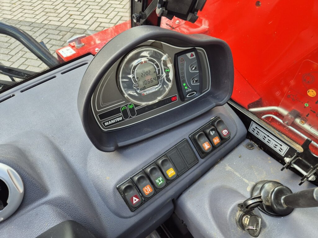 Τηλεσκοπικός φορτωτής MANITOU MLT 625-75: φωτογραφία 18