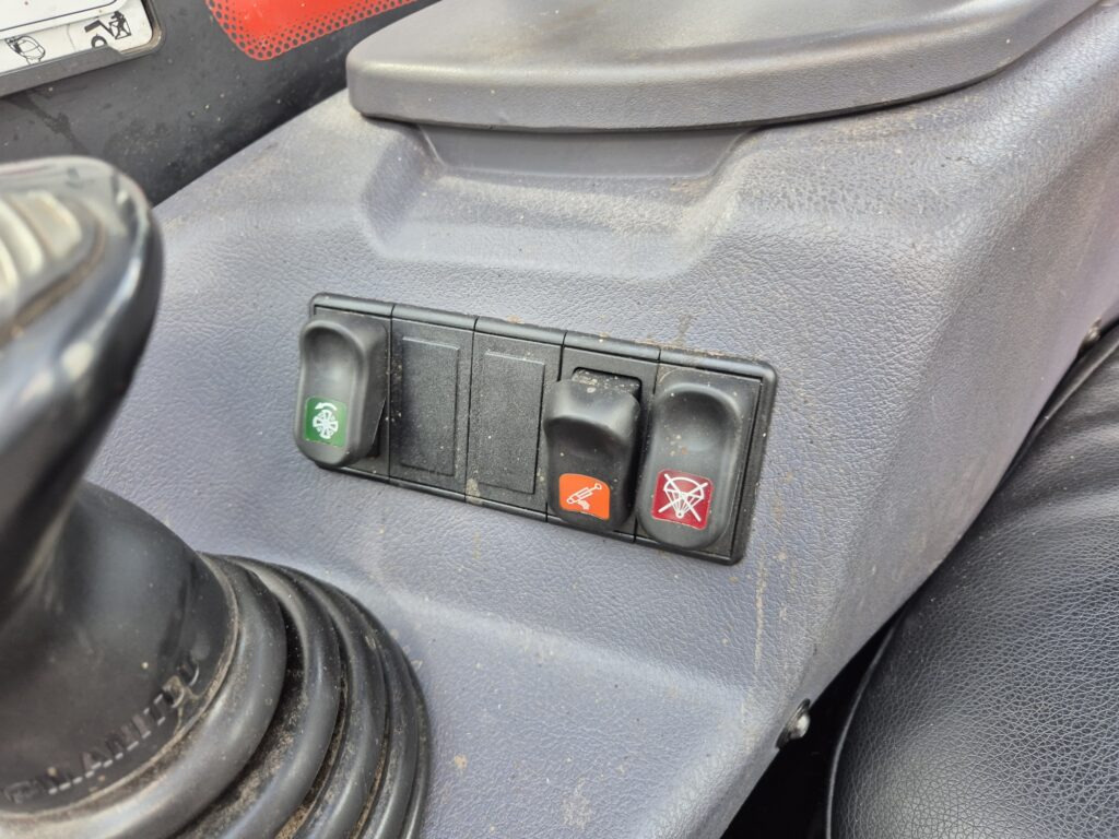 Τηλεσκοπικός φορτωτής MANITOU MLT 625-75: φωτογραφία 20