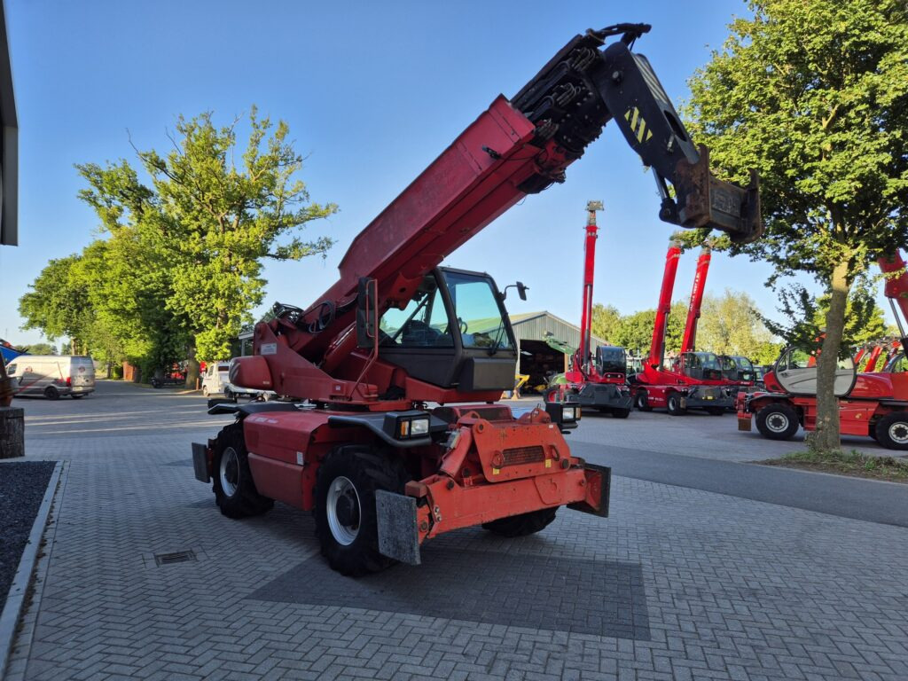 Τηλεσκοπικός φορτωτής MANITOU MRT 2150 M-series: φωτογραφία 6 Τηλεσκοπικός φορτωτής MANITOU MRT 2150 M-series: φωτογραφία 6
