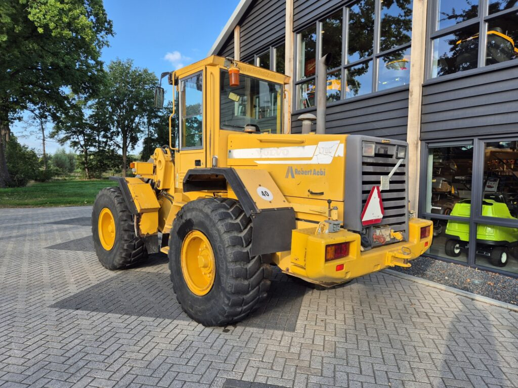 VOLVO L70C - Ελαστιχοφόρος φορτωτής: φωτογραφία 3 VOLVO L70C - Ελαστιχοφόρος φορτωτής: φωτογραφία 3