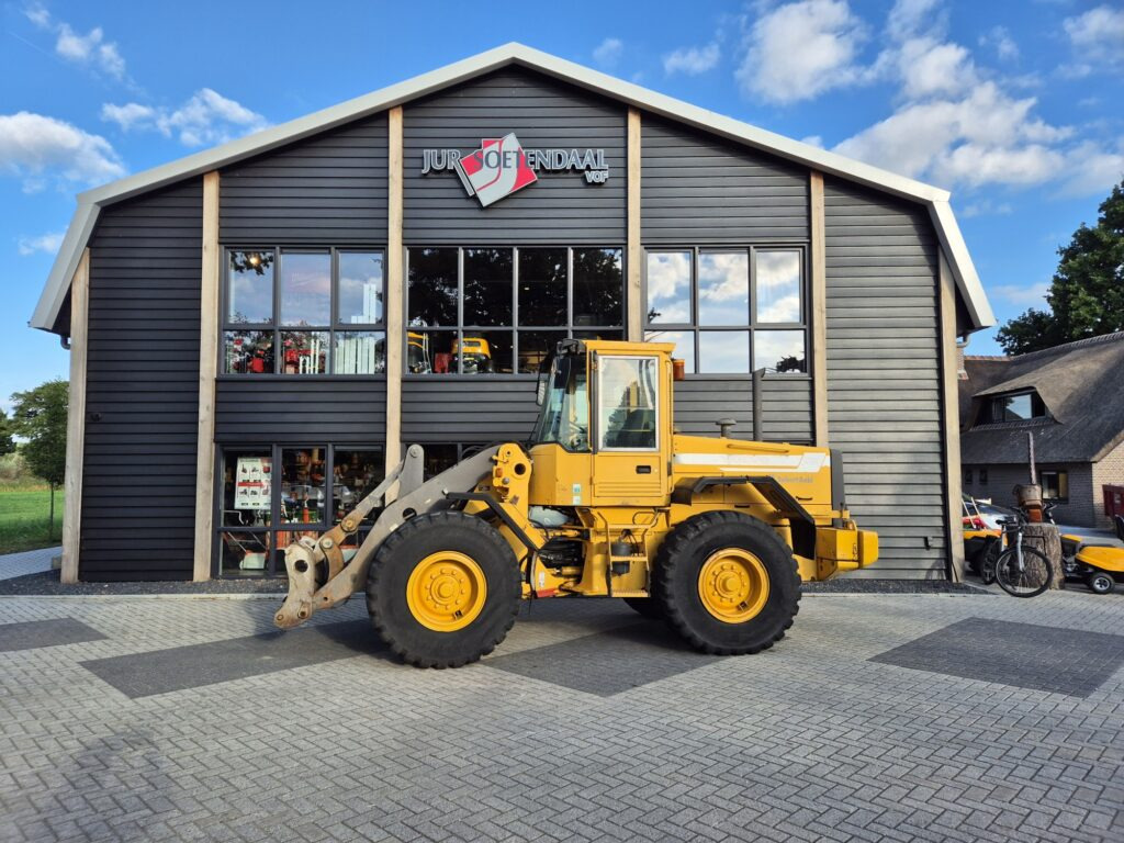 VOLVO L70C - Ελαστιχοφόρος φορτωτής: φωτογραφία 1 VOLVO L70C - Ελαστιχοφόρος φορτωτής: φωτογραφία 1