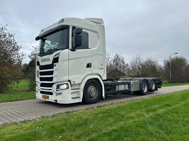 Scania 590S V8 NGS | 6x2 NB | FULL AIR | 10 WHEEL BOUGY - Φορτηγό μεταφοράς εμπορευματοκιβωτίων/ Κινητό αμάξωμα: φωτογραφία 1 Scania 590S V8 NGS | 6x2 NB | FULL AIR | 10 WHEEL BOUGY - Φορτηγό μεταφοράς εμπορευματοκιβωτίων/ Κινητό αμάξωμα: φωτογραφία 1